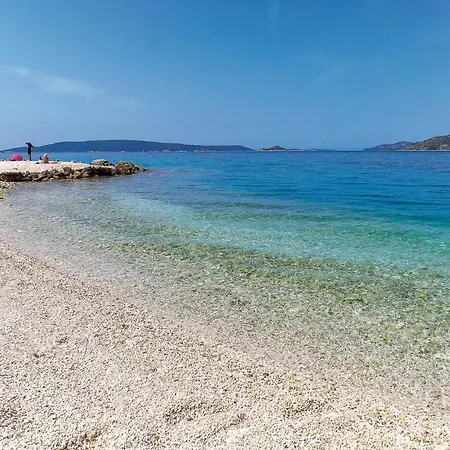 Tatil Evi Pet Friendly In Okrug Donji With Wifi Donji Okrug (Ciovo)