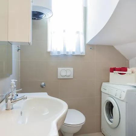 Pet Friendly In Okrug Donji With Wifi Tatil Evi Donji Okrug (Ciovo)